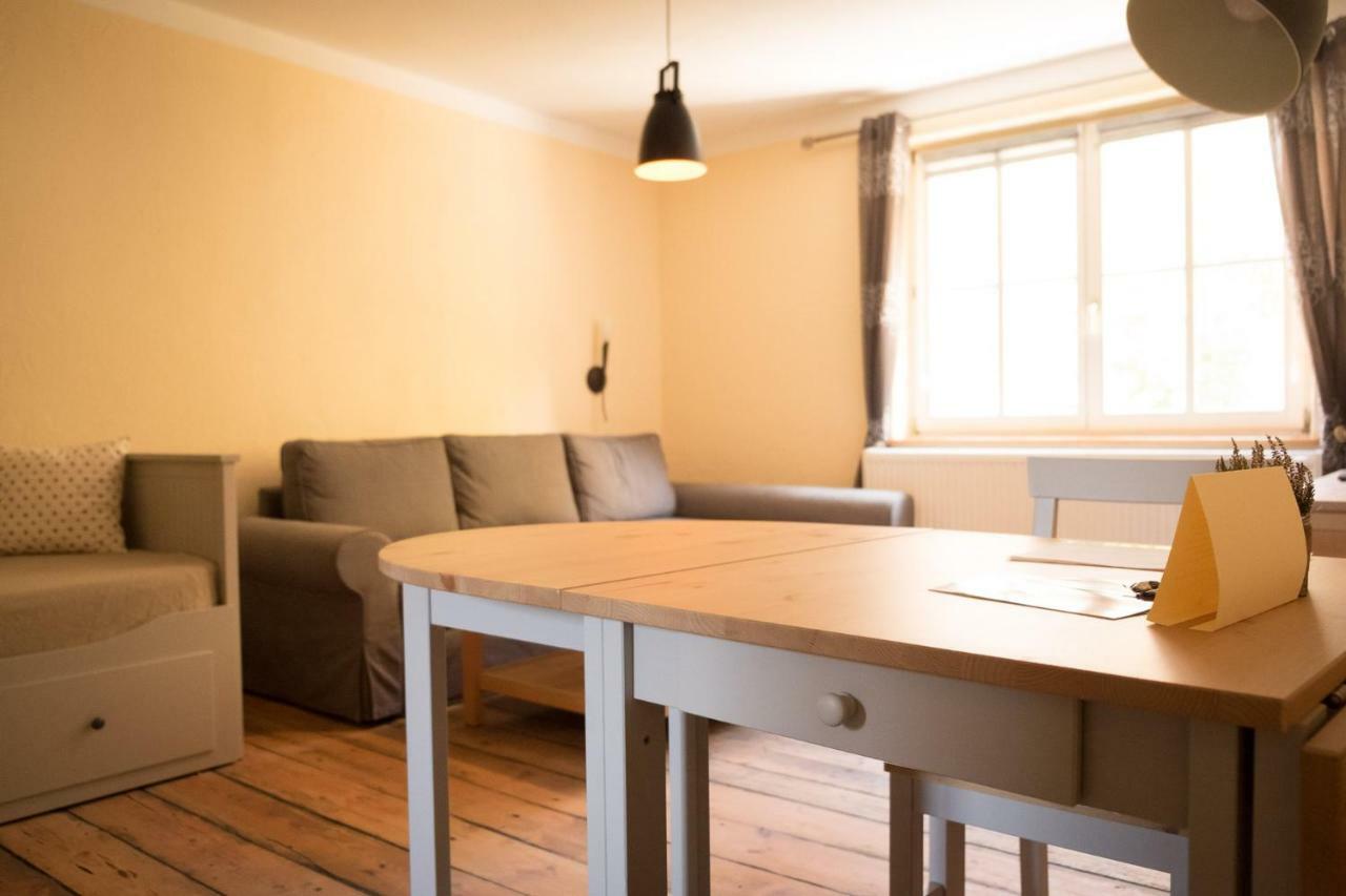Moments Cafe & Apartmenthaus Thurnau Екстер'єр фото