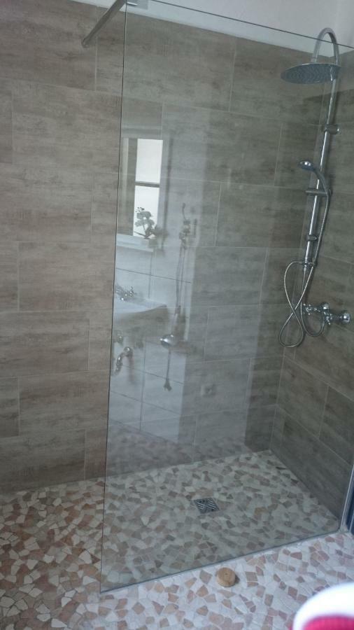 Moments Cafe & Apartmenthaus Thurnau Екстер'єр фото